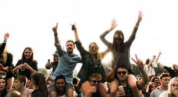 The Ultimate Guide to Choosing a Comfortable Rave Outfit for Any Festival Weather